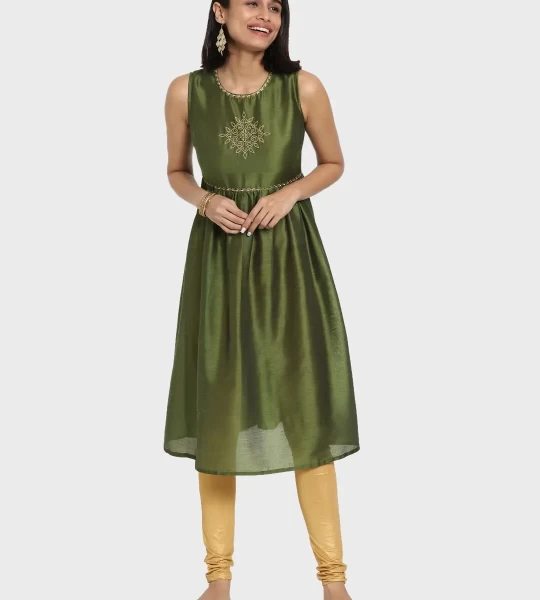 Women's Green Sleeveless Ethnic Kurti